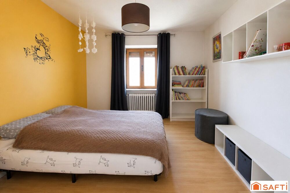 Vente Maison Maison individuelle + Grange avec potentiel La chaumusse