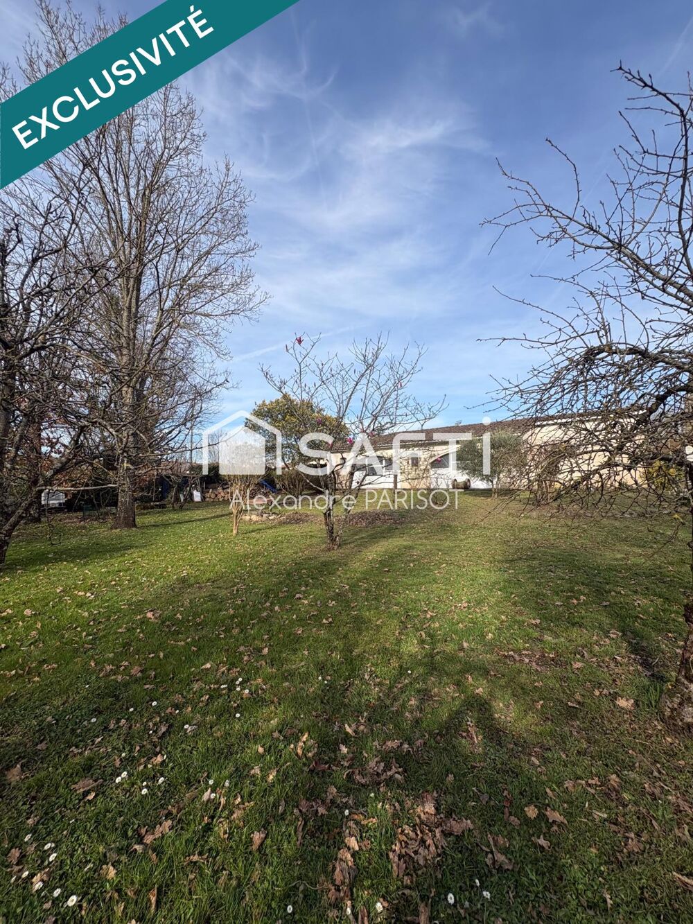 Jolie contemporaine, sur un parc arboré de 2756 m2