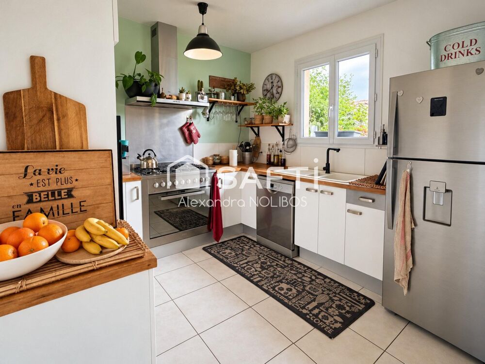 Vente Maison Maison familiale au calme avec un jardin arboré. Ares