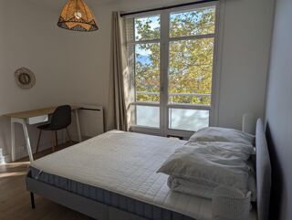  Appartement à louer 4 pièces 53 m²