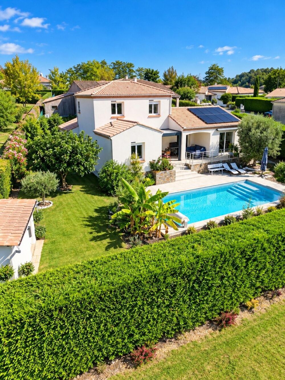 Vente Maison MAISON RÉNOVÉE DE 144 M² – 4 CHAMBRES – PISCINE – VUE PYRÉNÉES Foulayronnes