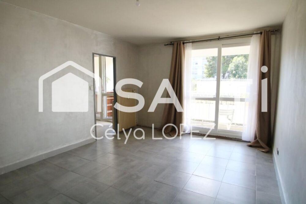 T4 85 m² à rénover  Balcon, cave, parking