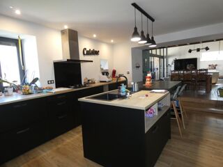  Maison � vendre 8 pi�ces 200 m�