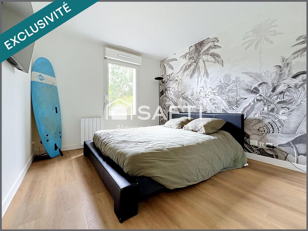 GRADIGNAN  T2 de 48 m² entièrement rénové  Résidence avec piscine et parking