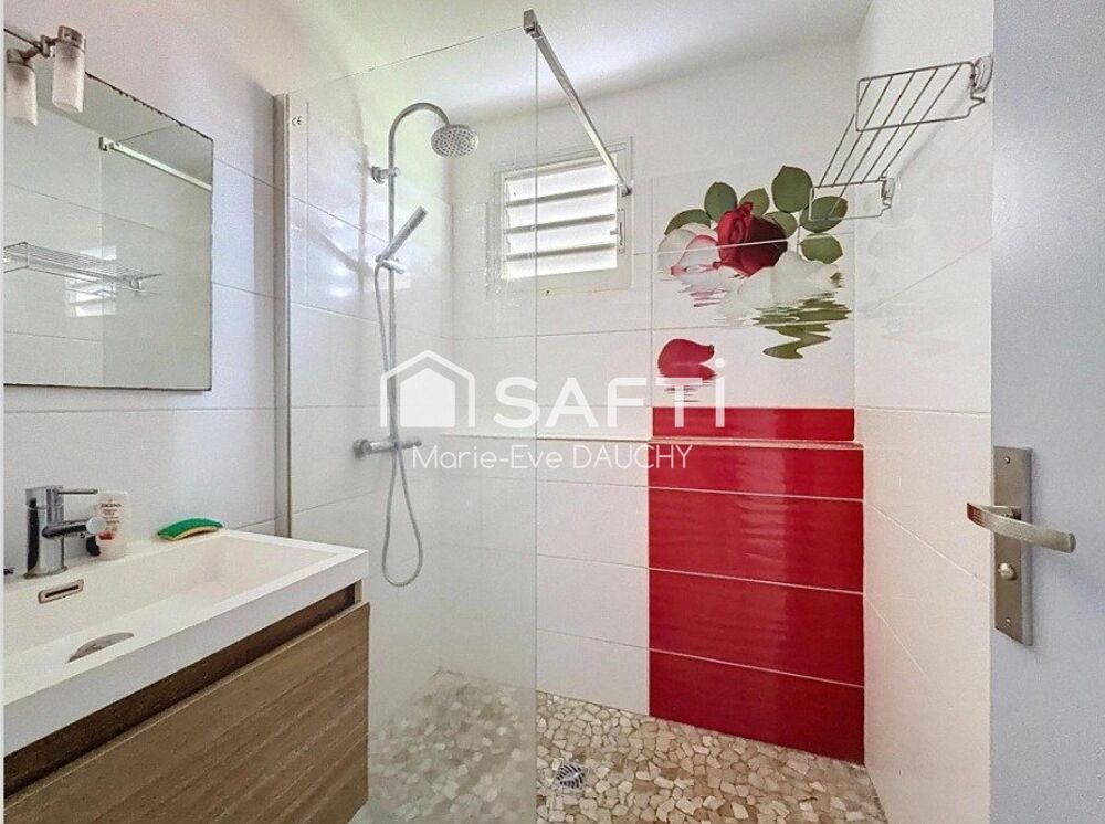 Location Appartement Baie-Mahault- appt T4 eau/edf/internet inclus Baie-mahault