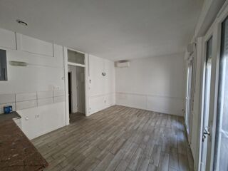  Immeuble à vendre 173 m²