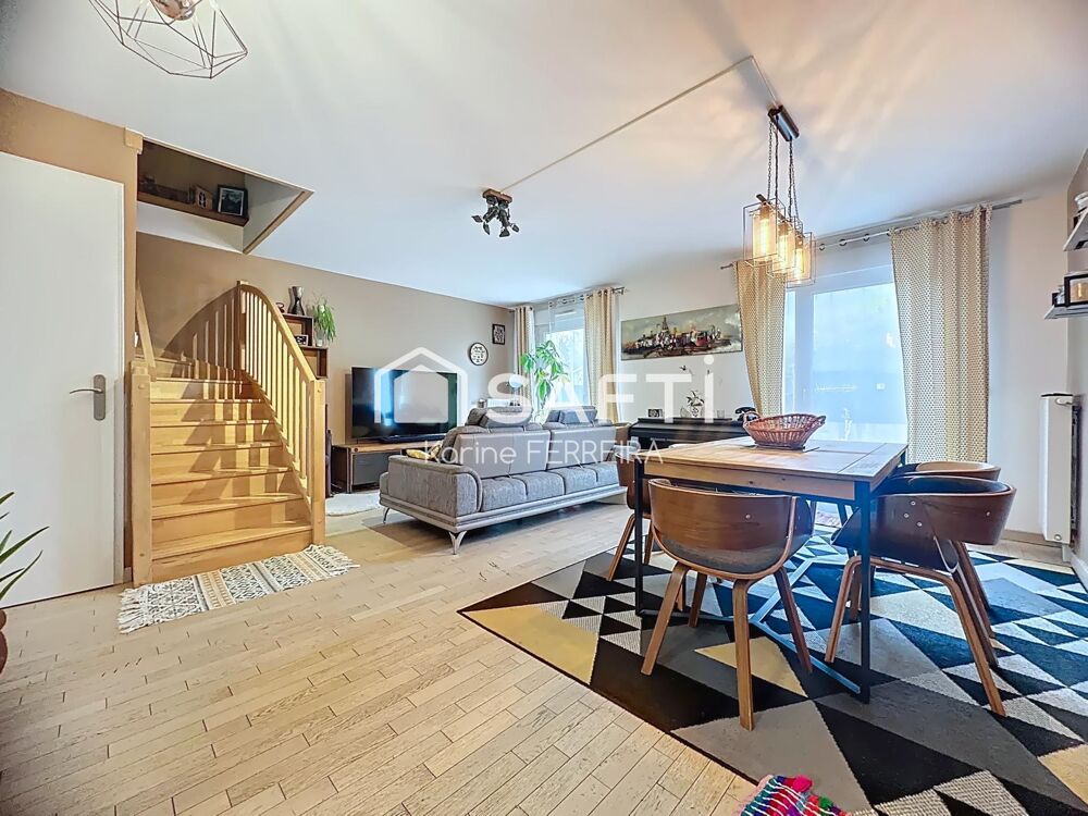 Vente Maison Maison familiale de 2016 – Suite parentale, salon parquet chaleureux & jardin avec terrasse Villecresnes