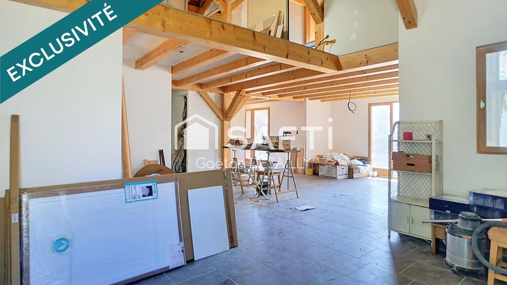 Chalet à terminer au Versant du Soleil
