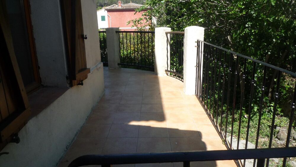 Maison de 113 m² à rénover sur un terrain de 436 m²