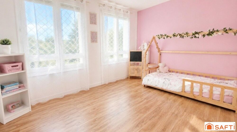 Vente Appartement APPARTEMENT 4 CHAMBRES BALCONS PARKING SOUS-SOL Reims