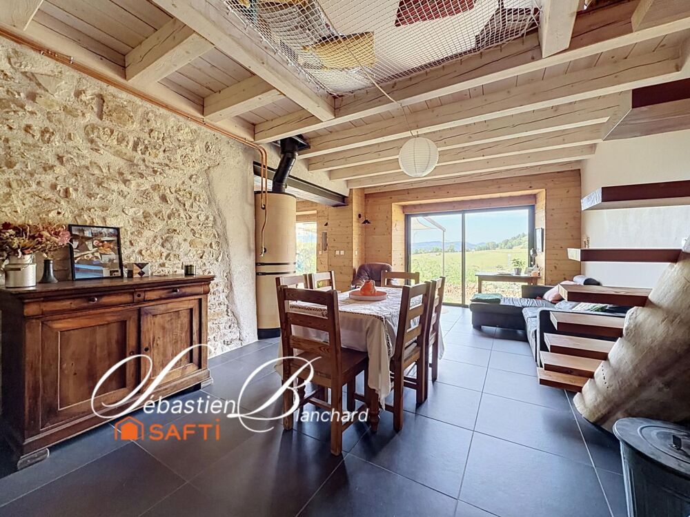 Vente Maison Maison de caractère avec gîte attenant – 223 m² – Charix Charix