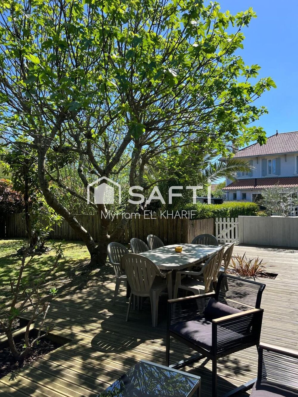 � vendre  Maison Gastes (40160)