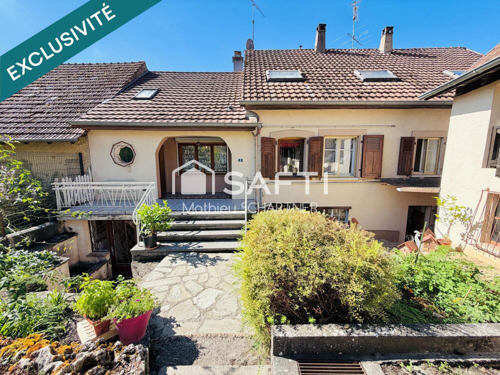 Maison - 10 pièces - 303m²