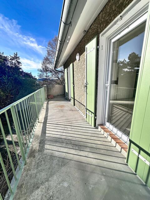   Haut de villa T3 avec 2 terrasses Appartement - 3 pice(s) - 50 m