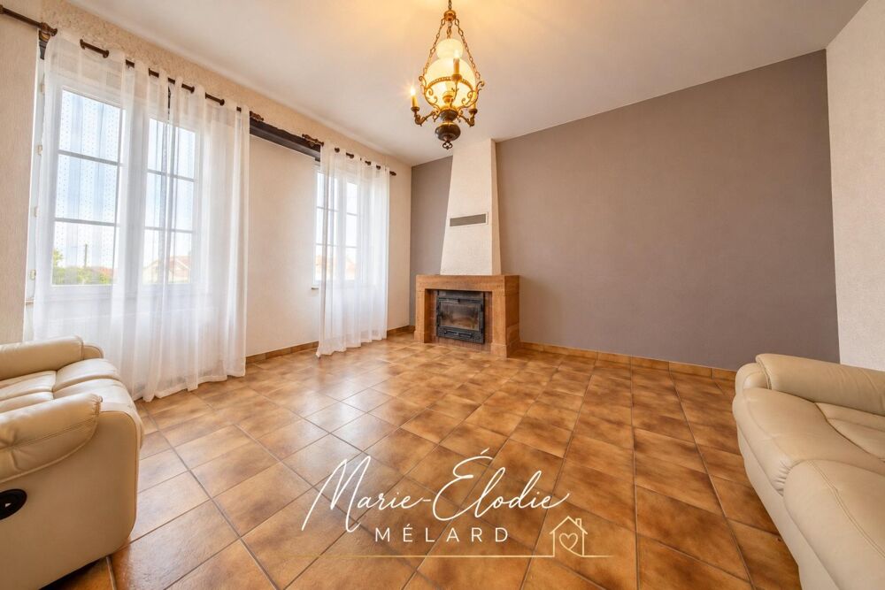 Vente Maison Demeure de caractère à Morfontaine – 230 m², 5 chambres, terrain de 12 ares et vastes dépendances, proche Luxembourg Morfontaine