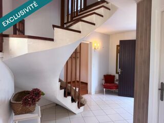  Maison à vendre 8 pièces 164 m²