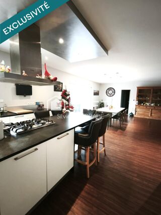  Maison à vendre 6 pièces 257 m²