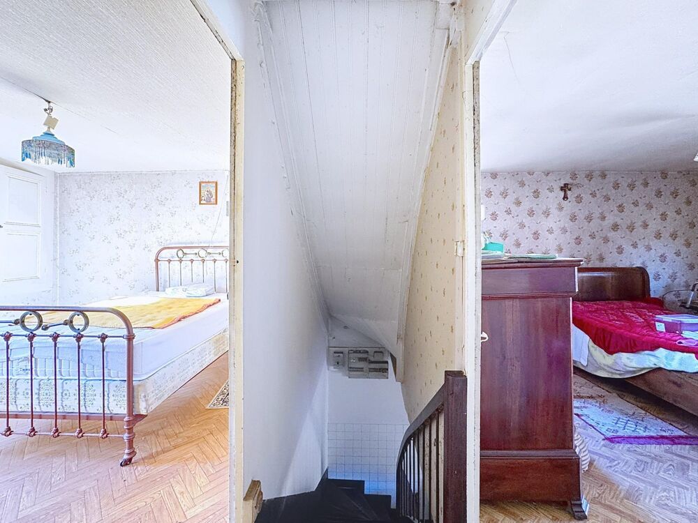 Maison en pierre à réhabiliter  charme dauphinois et beau potentiel