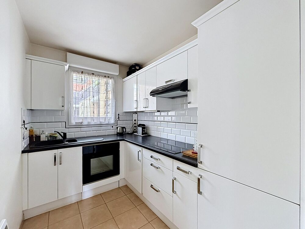 Vente Appartement T3 PROCHE GARE AVEC BALCON ET DOUBLE STATIONNEMENT Conflans-sainte-honorine