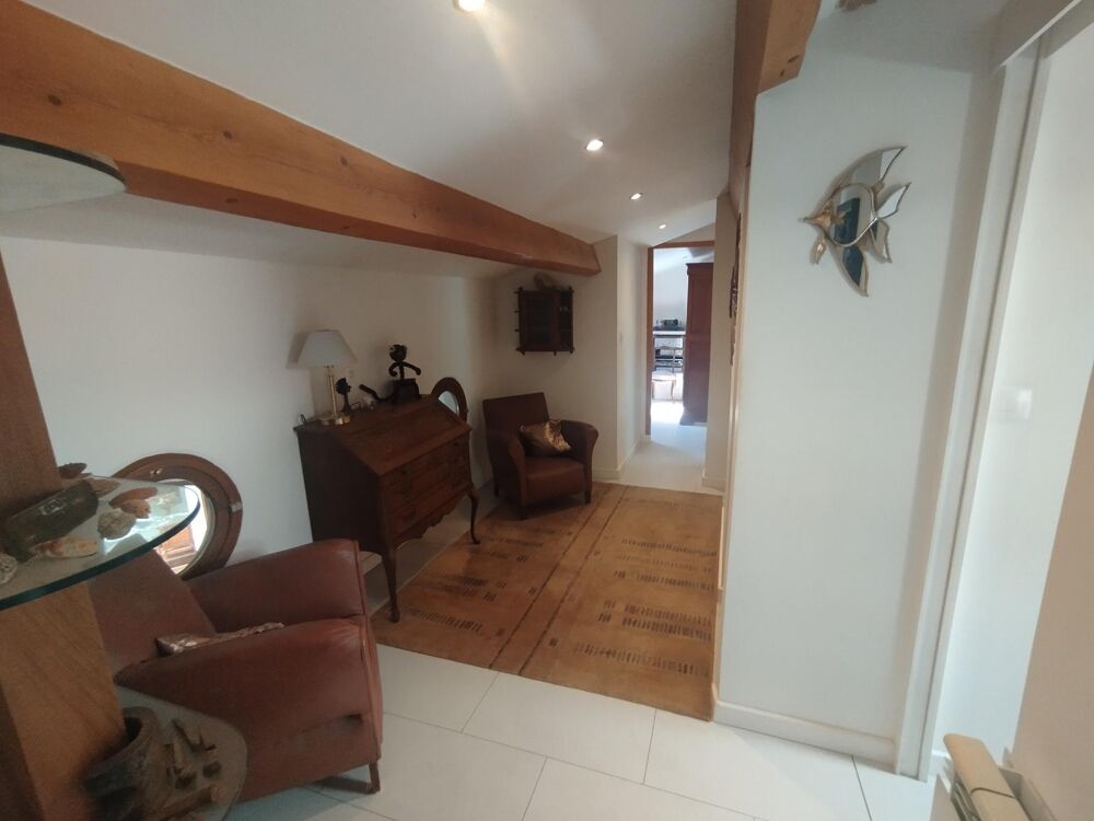  vendre  Maison Hyres (83400)