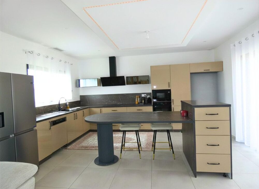 Vente Maison Villa contemporaine de plain pied 125m² sur terrain de 433m² avec piscine et garage Ginestas