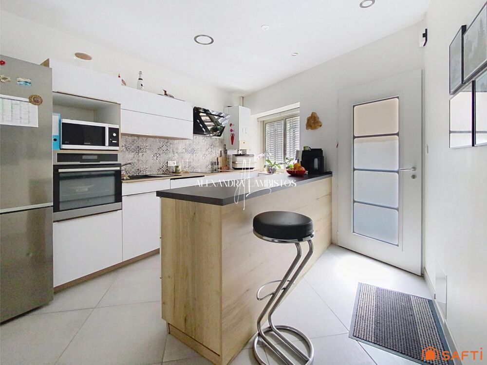 Maison de village avec patio - 4 pièces - 115m²