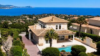  Maison à vendre 8 pièces 245 m²