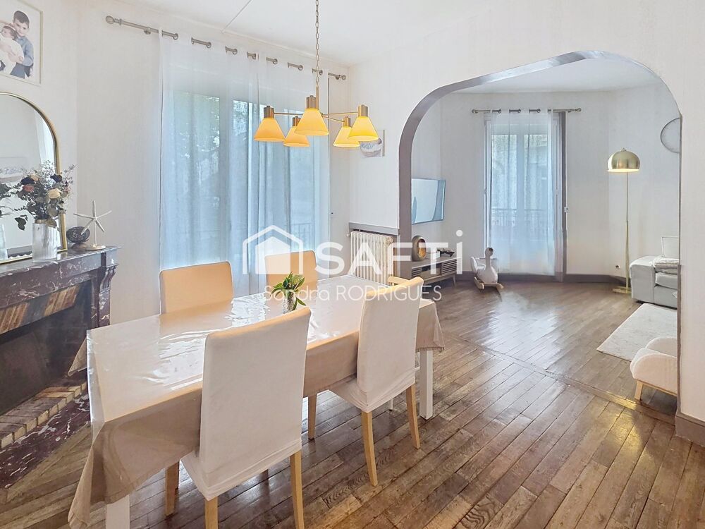 Vente Maison Maison semi mitoyenne 5 pièces  avec jardin et  garage sans travaux à prévoir, proche de toutes commodités. Tergnier