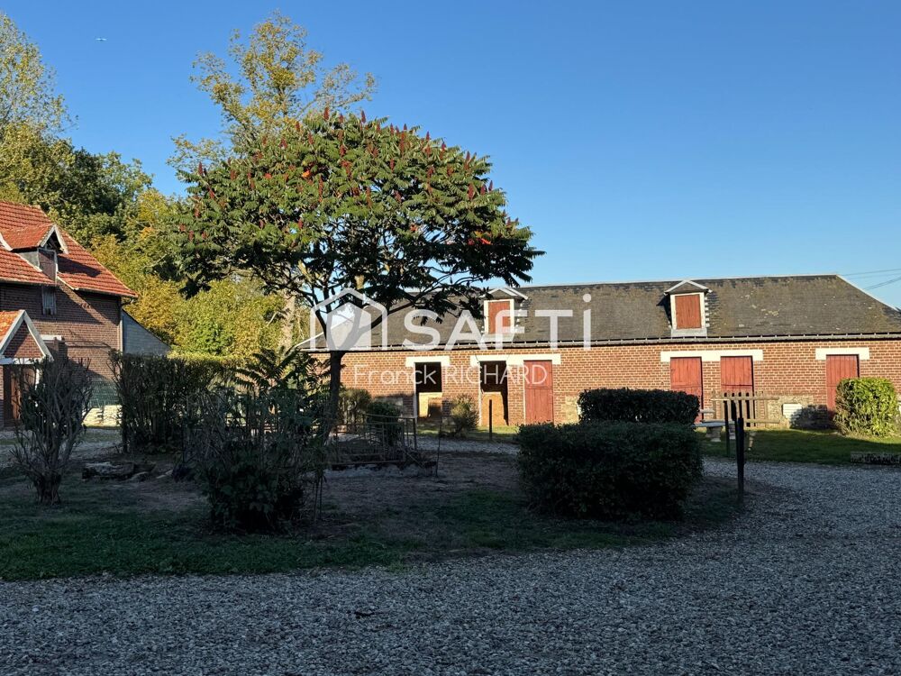 Vente Maison Corps de ferme avec dépendances, 8 300 m² de terrain et possibilité d'acquérir 3,1 hectares supplémentaires Forges-les-eaux