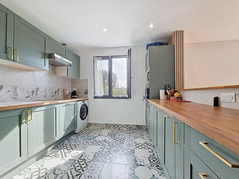 Maison 3 chambres de plain-pied avec garage Longueville