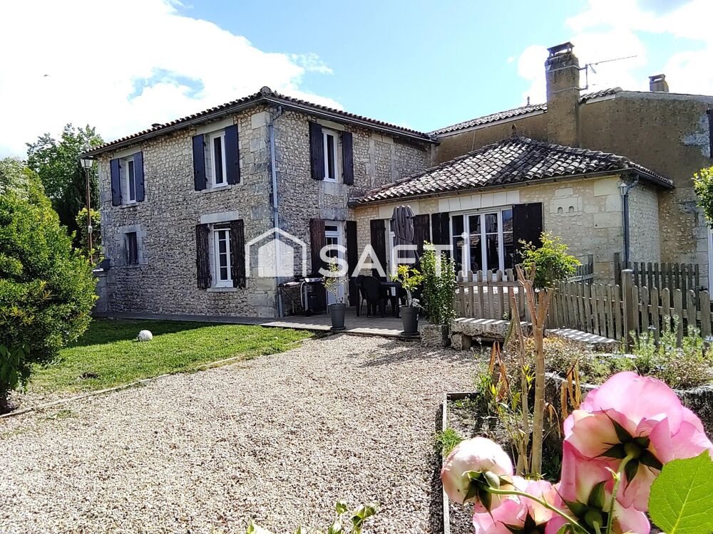 Maison 6 pièces 199 m² · à Semoussac · 199 m² · 246 750 €