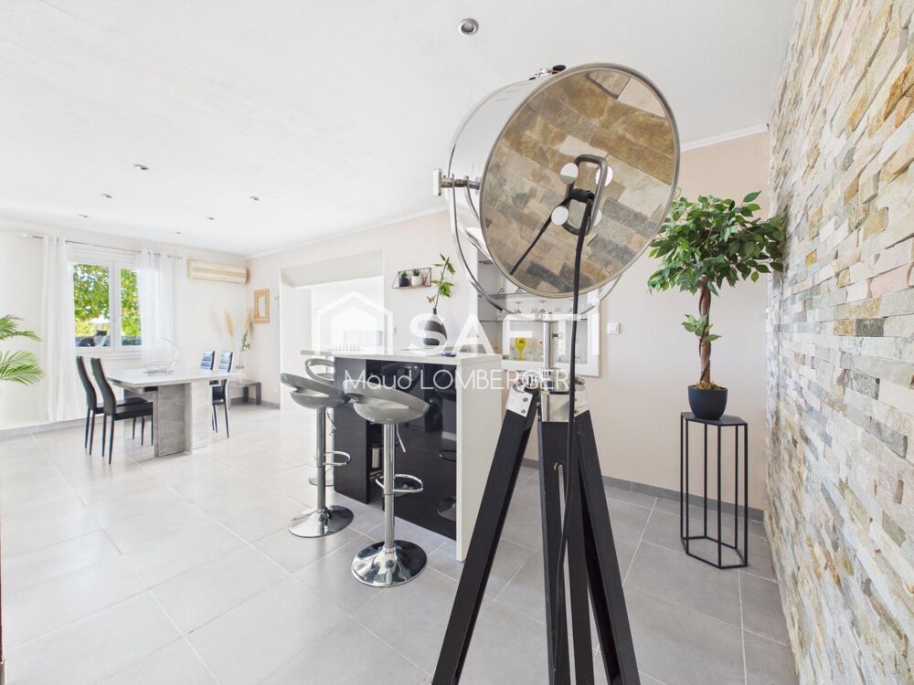 Vente Maison PAVILLON 139 M² – 5 CHAMBRES – PISCINE – QUARTIER RÉSIDENTIEL CALME À GRAY Gray