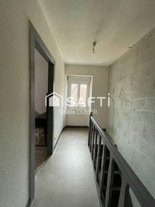  Immeuble � vendre 146 m�