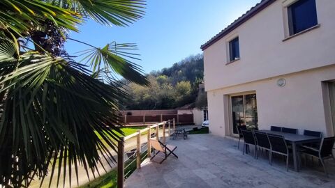   Maison de village en pierre T6 rénovée avec jardin & piscine Maison - 6 pièce(s) - 155 m²