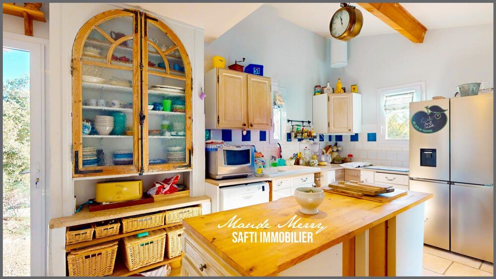 � vendre  Maison La Roquebrussanne (83136)