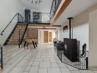  Maison à vendre 15 + pièces 429 m²