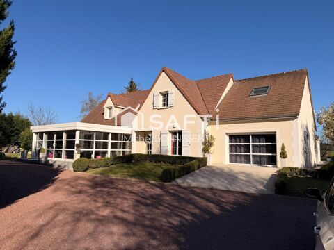   Maison de standing , 300 m2 , avec piscine en lisi�re de foret Maison - 10 pi�ce(s) - 300 m�