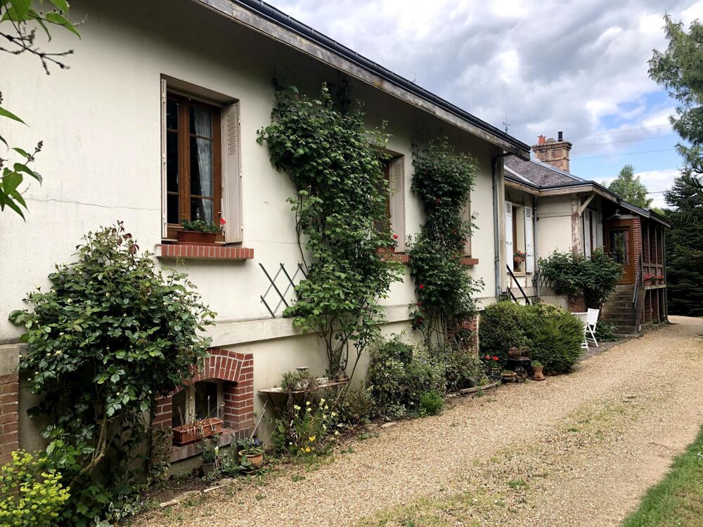 Grande maison de style proche anglo normand