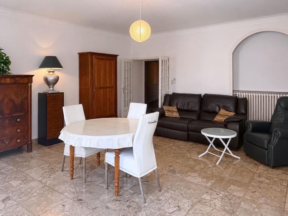 Maison de caractère de 212 m²  6 chambres