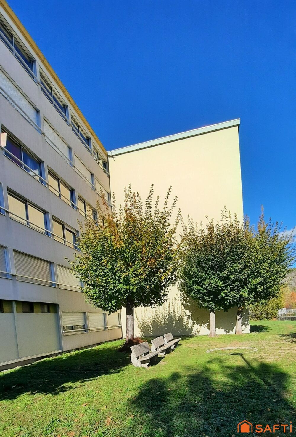 Appartement T5 100 m2 dans résidence Brives- Charensac