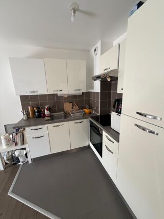  Appartement à louer 1 pièce 32 m²