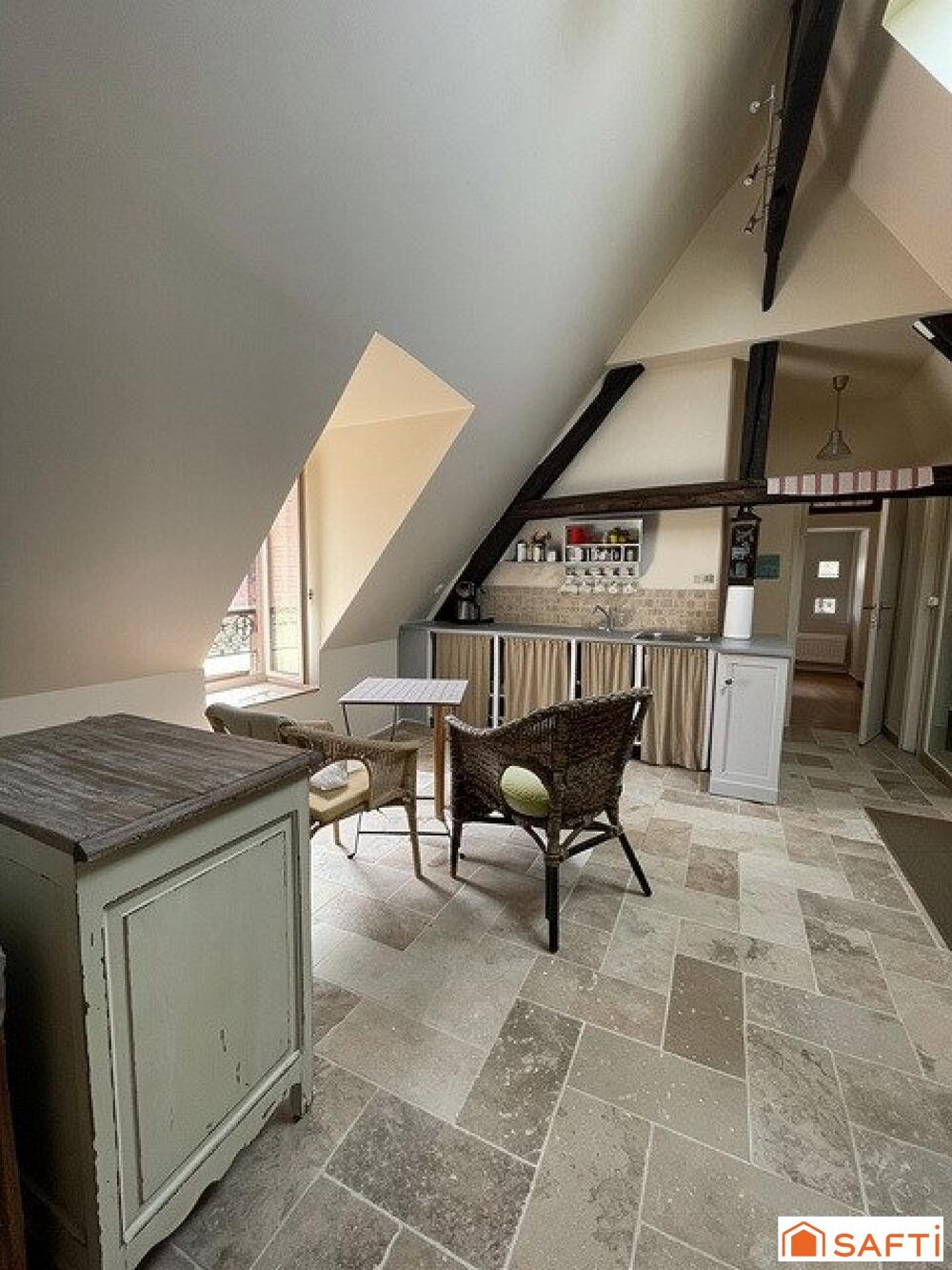 Vente Maison Maison ancienne rénovée 70 m2 sur Sous-sol - 2 Pièces - Ecoles maternelle, élémentaires - RER C Dourdan - A10 Rochefort-en-yvelines