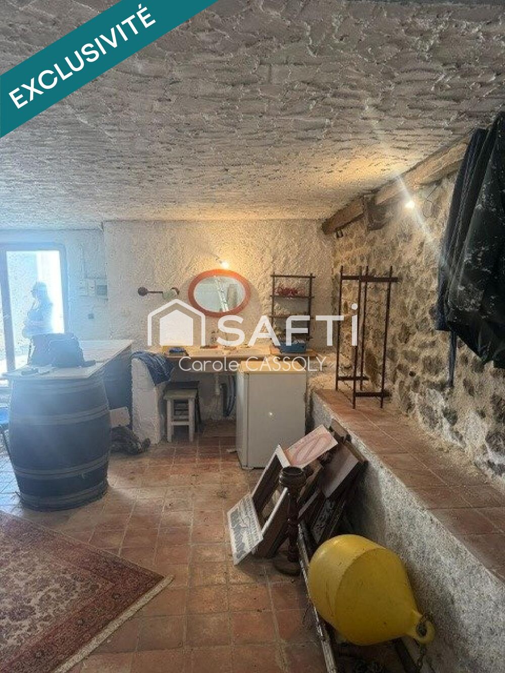 Vente Maison Grange toit refait  assainissement électricité  et eau Tarerach