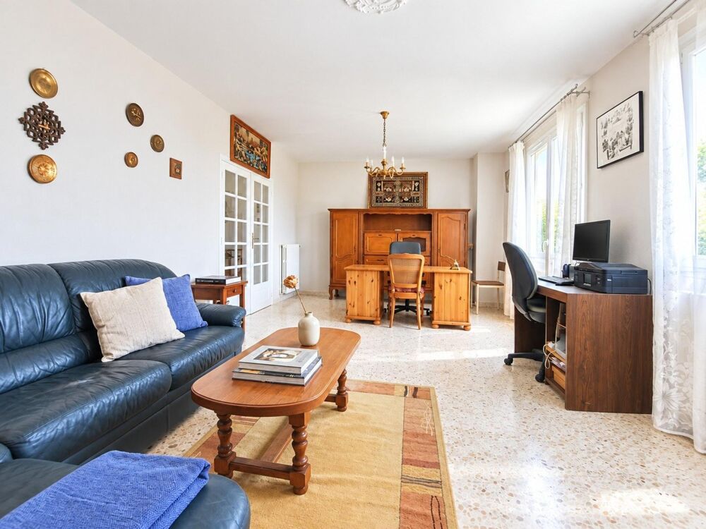 Vente Maison Maison belle superficie + double garage + jardin Le passage