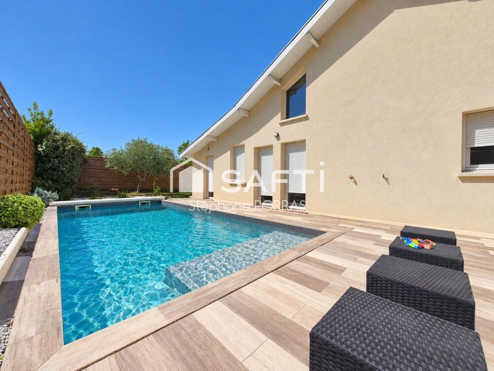Vente Maison Maison  avec piscine, 4 chambres et dépendance Carbon-blanc