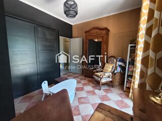  Maison � vendre 7 pi�ces 220 m�