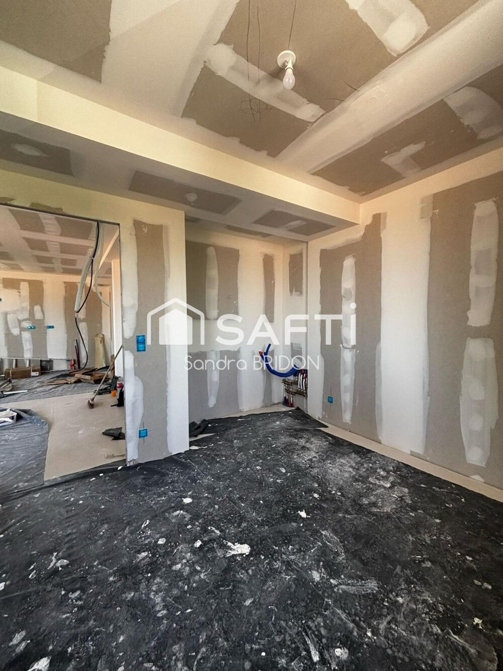 Vente Appartement magnifique appartement T4 en duplex avec terrasse double box Greasque