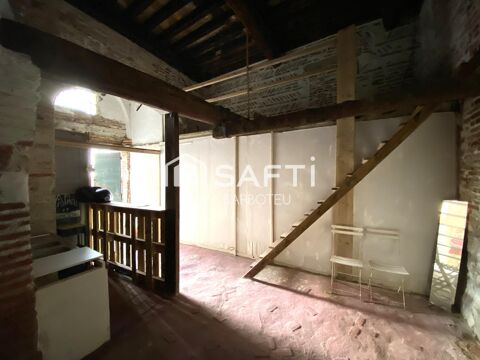   Local de 42m² au sol avec deux mezzanines 