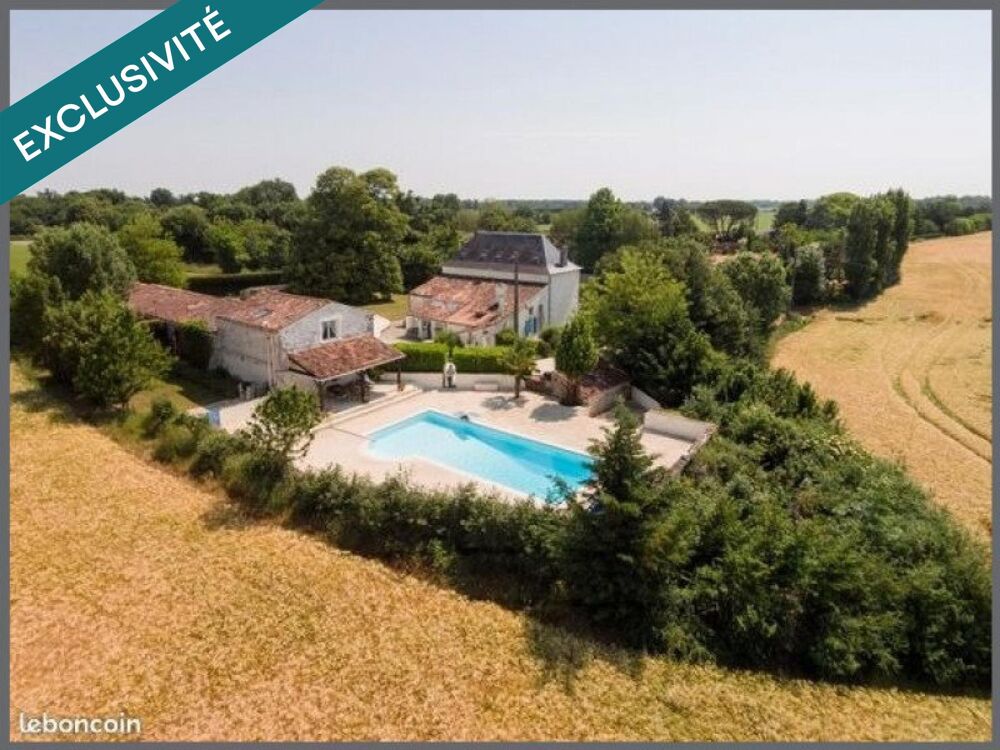 Vente Propriété/Château Demeure de Caractère du XIX? siècle (333 m²) avec Parc, Piscine & Maison d'Amis Saint-porchaire