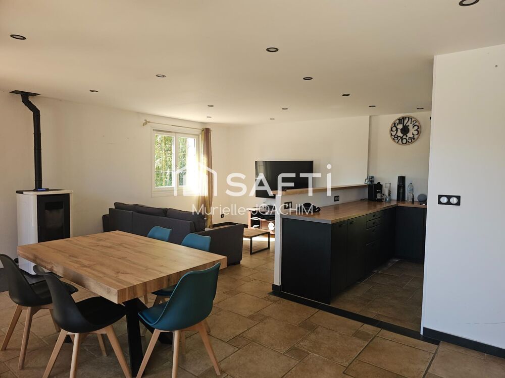 Vente Maison maison individuelle de plain-pied avec piscine Saint-germain-du-plain